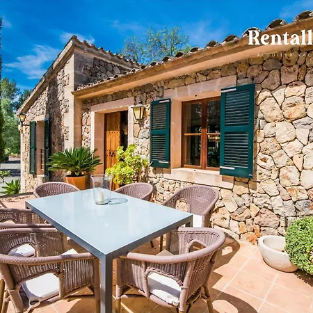 Country house Son Guillotet By Rentallorca